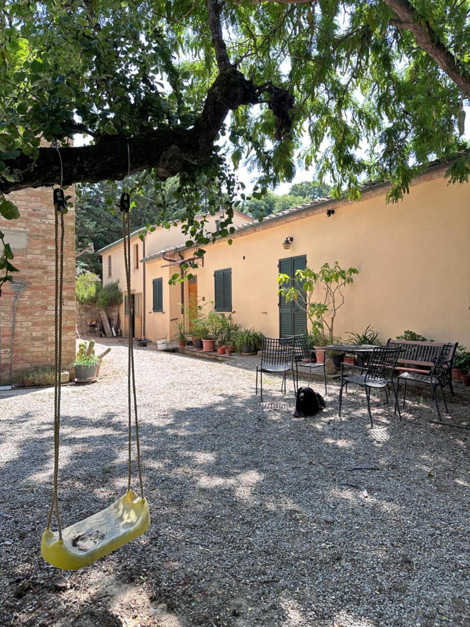 Вилла Agriturismo San Biagio Монтепульчано Экстерьер фото